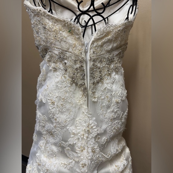 Casablanca Bridal, Elegant Cream Lace Wedding Dress - Picture 3 of 16